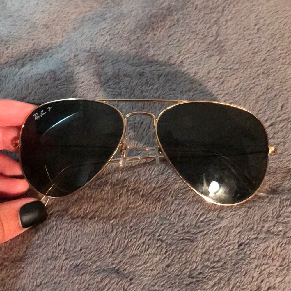Size small polarized RayBan Aviator Classic